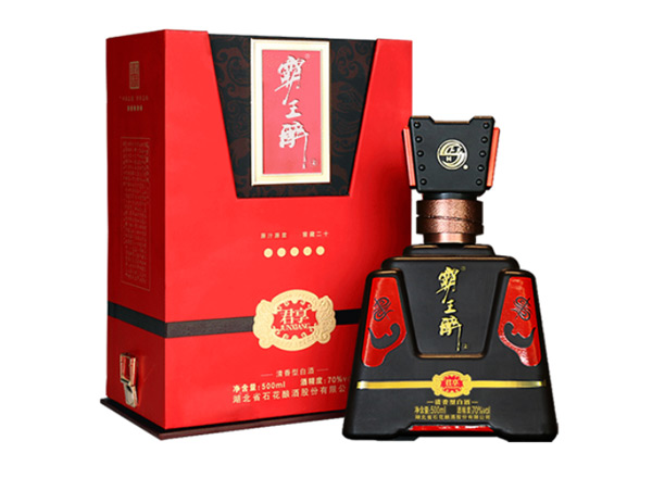 九江石花霸王醉回收霸王醉君享70度白酒礼盒