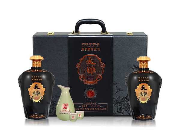 九江咸亨酒店太雕黄酒回收太雕2007原酿礼盒1.5kg*2糯米酒半甜绍兴黄酒